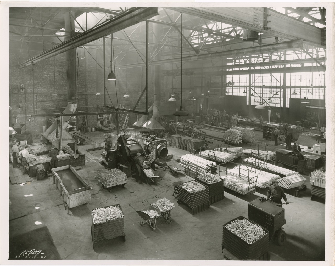 MacLean-Fogg workshop customer
